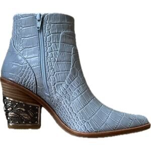 Gianni Bini Eviee Croc-Embossed Ankle Boots – Thunder Blue – Size 6M
